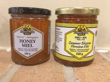 Load image into Gallery viewer, Honey Pot with dipper

